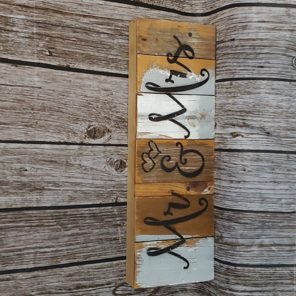 Mr. & Mrs. Wedding sign